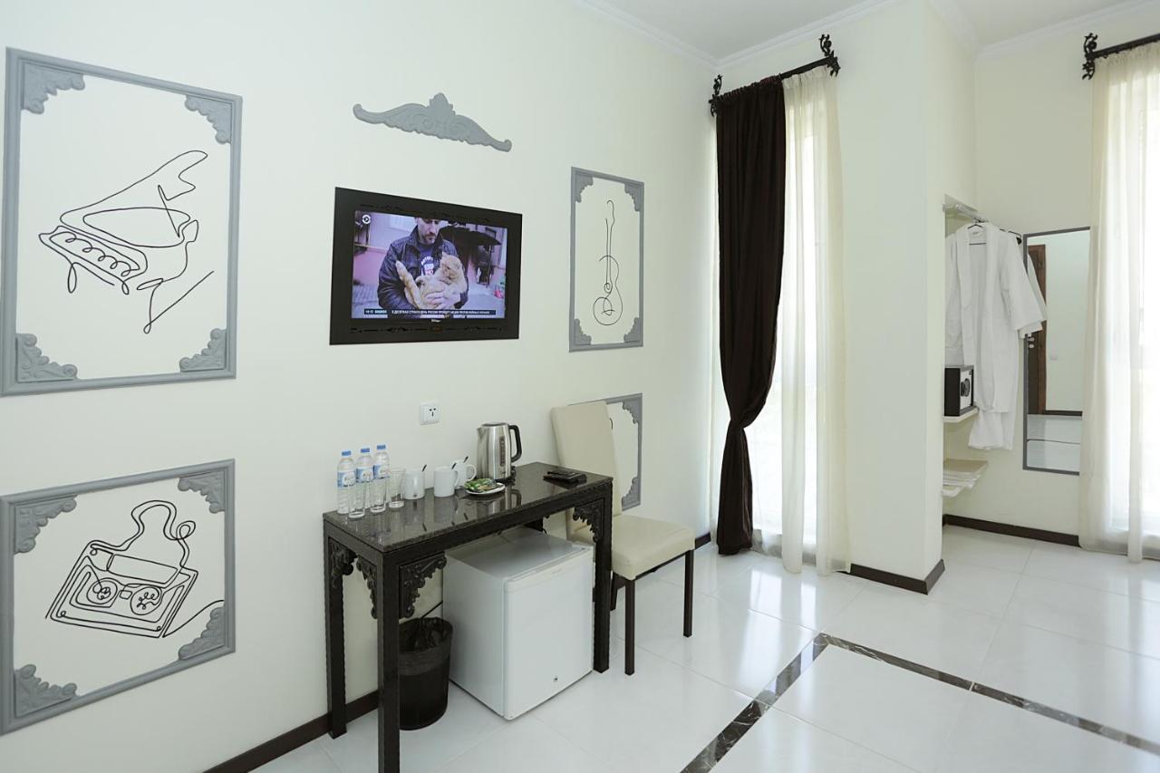 The One Boutique Hotell Tbilisi Exteriör bild