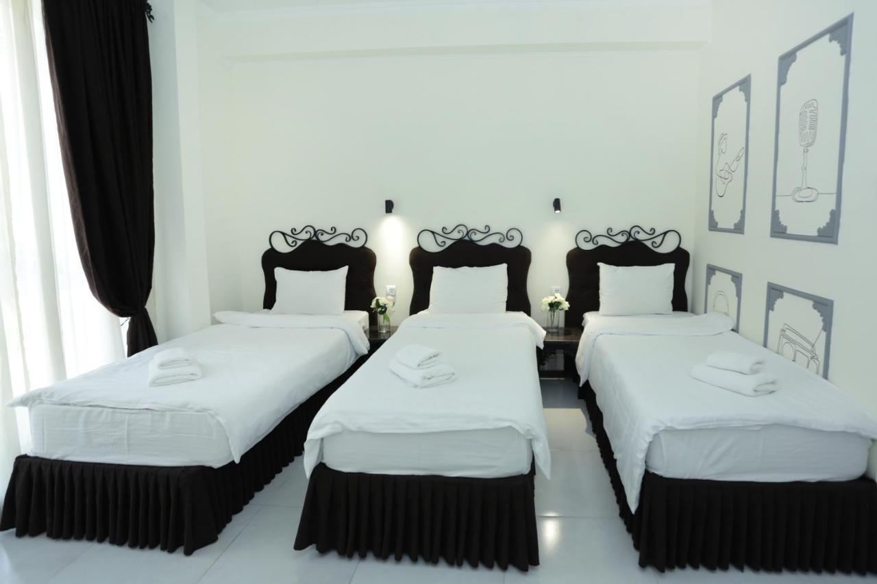 The One Boutique Hotell Tbilisi Rum bild
