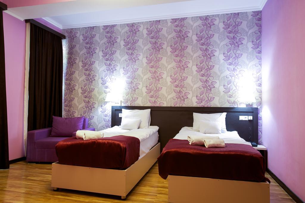 The One Boutique Hotell Tbilisi Exteriör bild