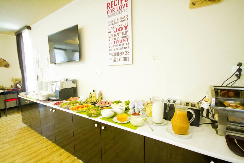 The One Boutique Hotell Tbilisi Exteriör bild