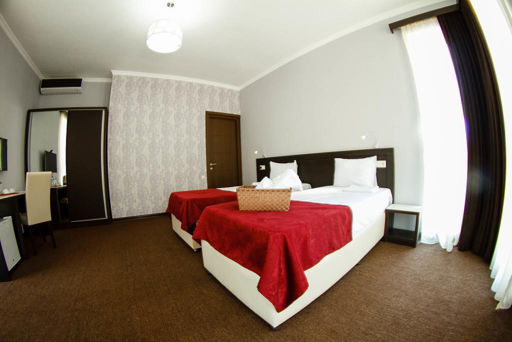 The One Boutique Hotell Tbilisi Exteriör bild