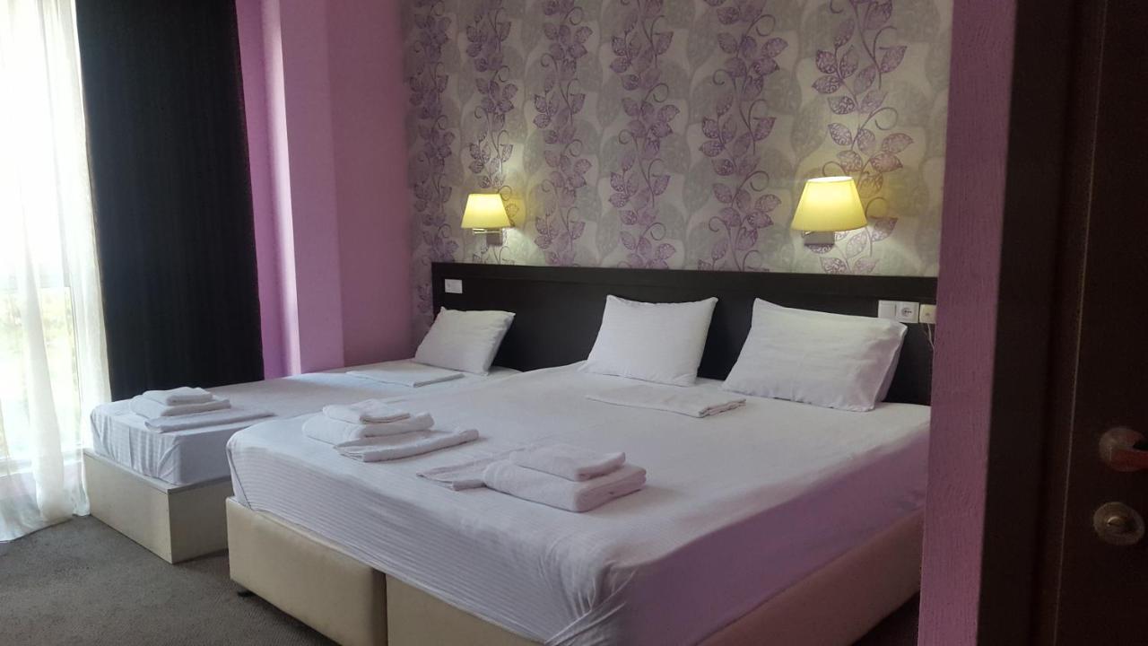 The One Boutique Hotell Tbilisi Exteriör bild
