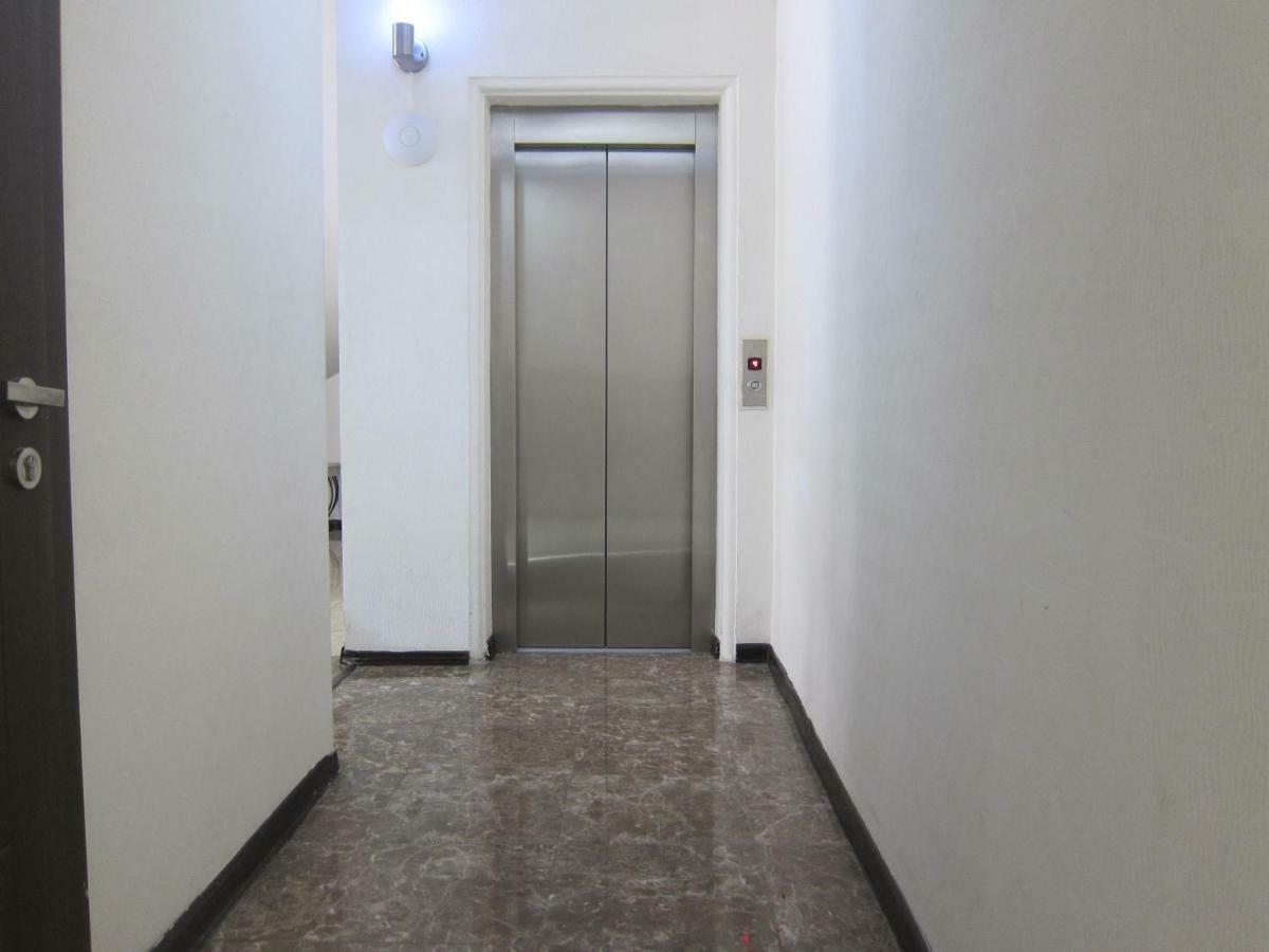 The One Boutique Hotell Tbilisi Exteriör bild